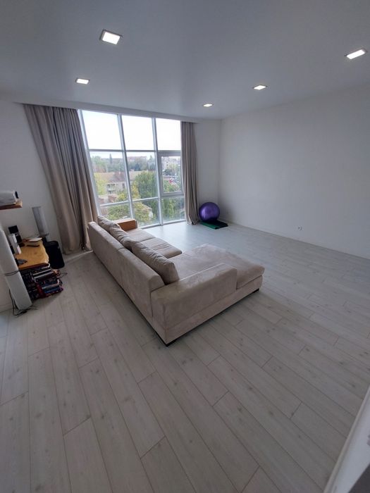 Продаж 2 к кв новобудова ЖК Сонячний, скважина, автономка,паркінг