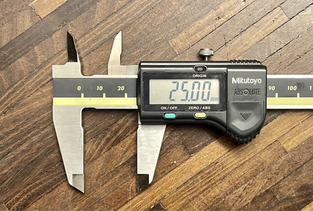 Mitutoyo AOS 150/0,01 mm 500.184.20 suwmiarka cyfrowa oryginał precyz