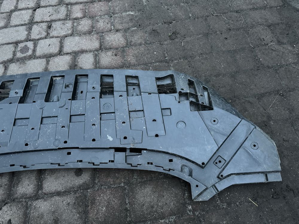 Ford Fiesta MK8 VIII H1 BB osłona płyta silnika podłoga Zderzaka Przód