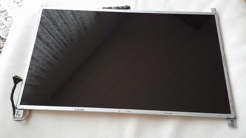 Матрица, экран ноутбука Samsung R530, б/у.