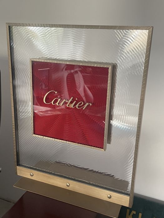 Cartier dekor ekspozycja dla kolekcjonera zegarków unikat