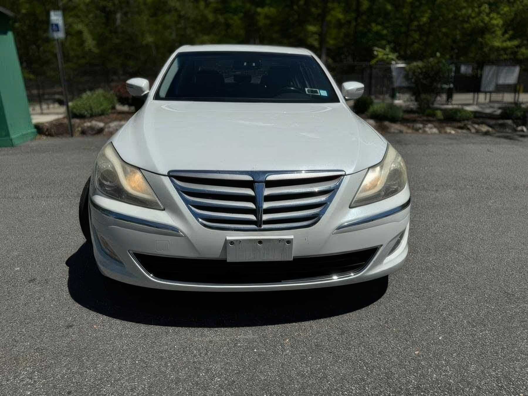 2012 Hyundai Genesis