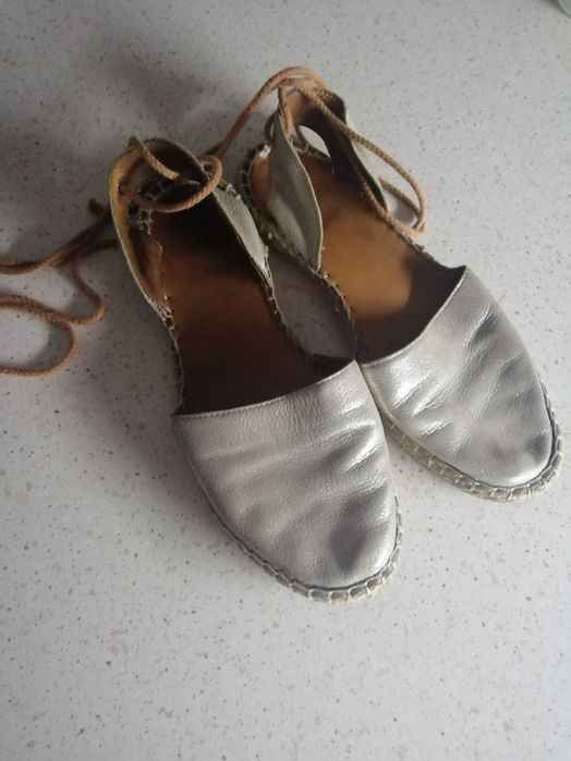 Санадалі (еспадрильї) з натуральної шкіри