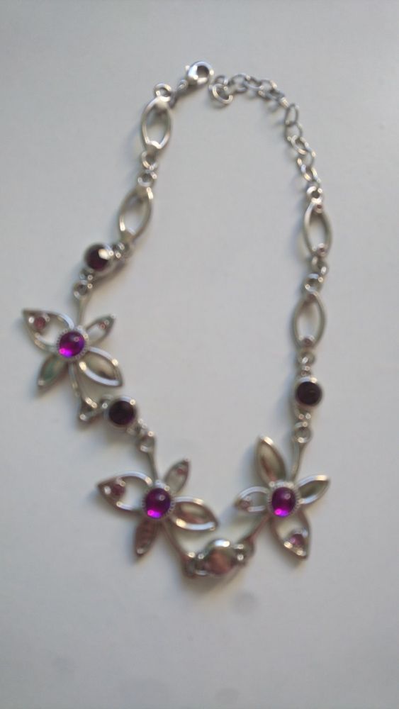 Naszyjnik kolia srebrna z kwiatami fioletowe kamienie SIX
