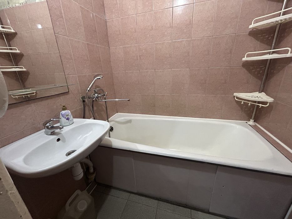 АРТЕМ, І.Авраменка продаж 3 кімнатноі квартири, кімнати окремі, ЄОселя