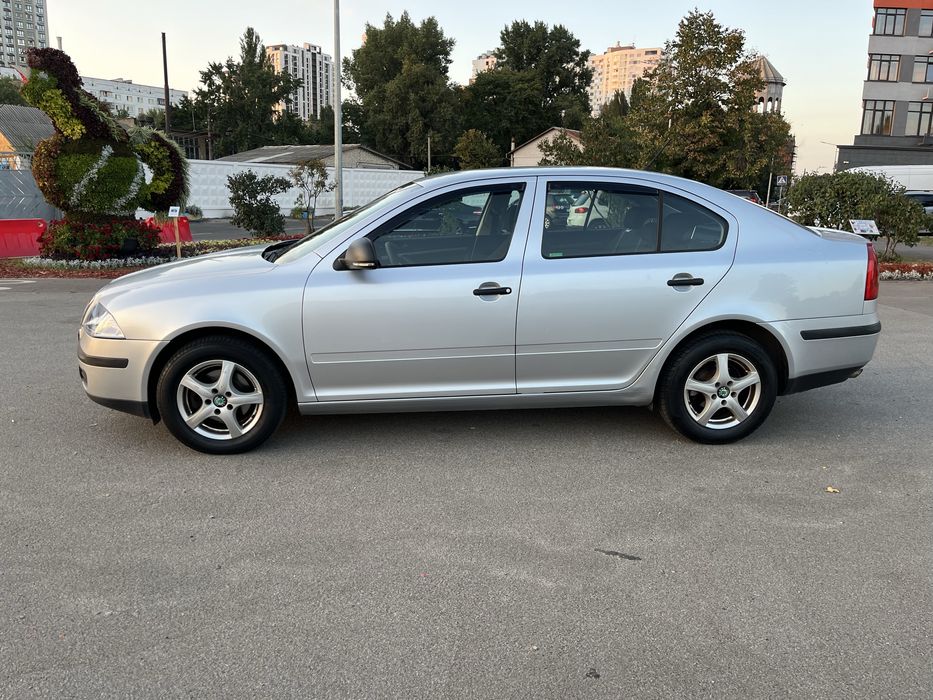 Skoda Octavia A5 1.6 газ/бензин