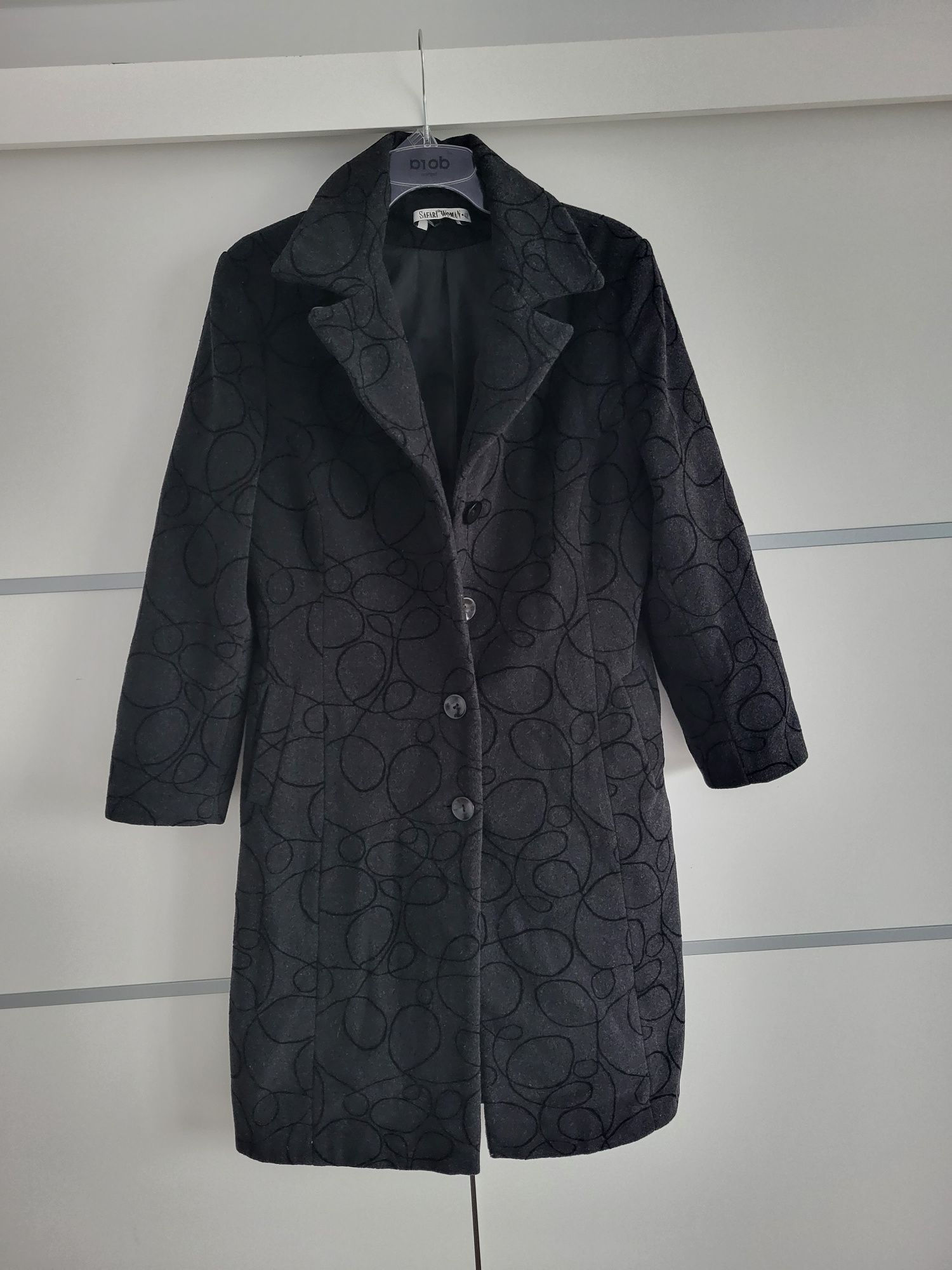 Damski wiosenny płaszcz XL 42 czarny