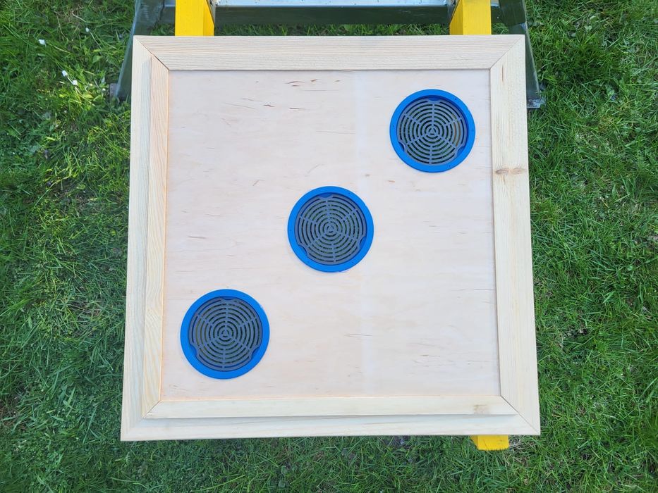 Ule wielkopolskie drewniane ule dopłaty ramki stojaki dennice