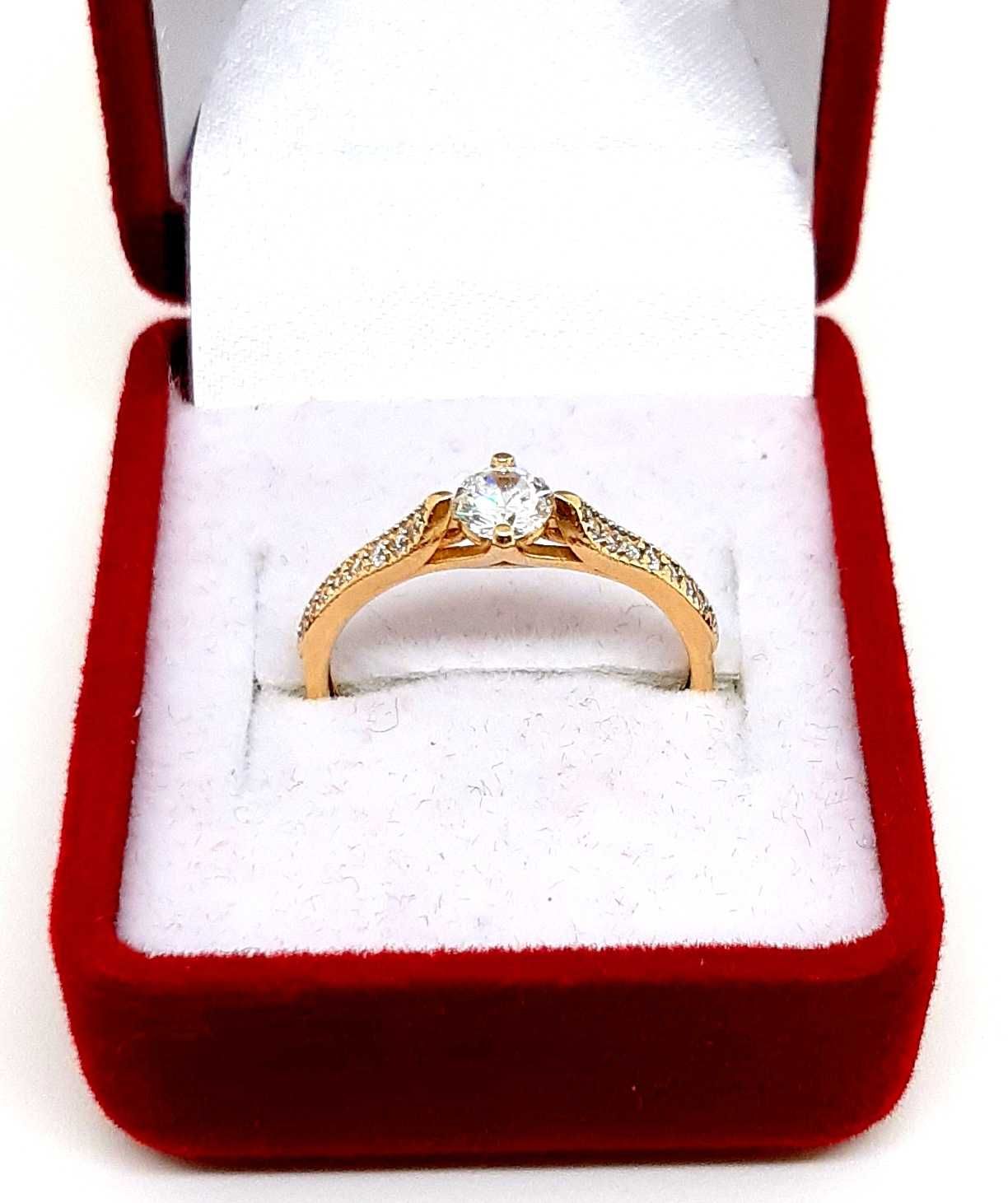 Złoty pierścionek z Cyrkoniami APART PR.585 W:1,58gr R.11 InterSKLEP