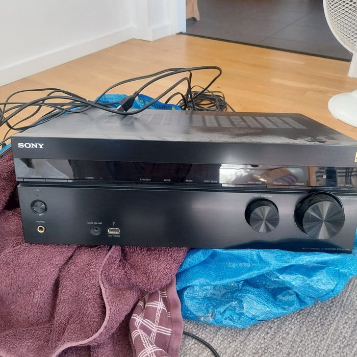 Zestaw nagłośnienia, Ampli 4K, Subwoofer 100W, 4 Satelity+ 1 Centralny