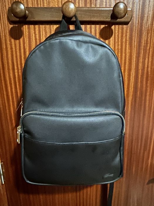 Mochila preta Lacoste