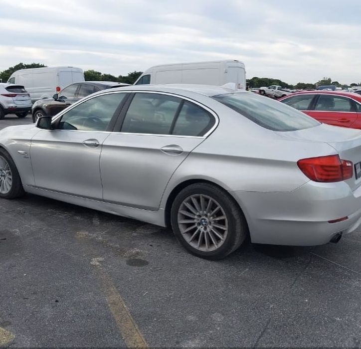 Запчастини BMW 535i f10