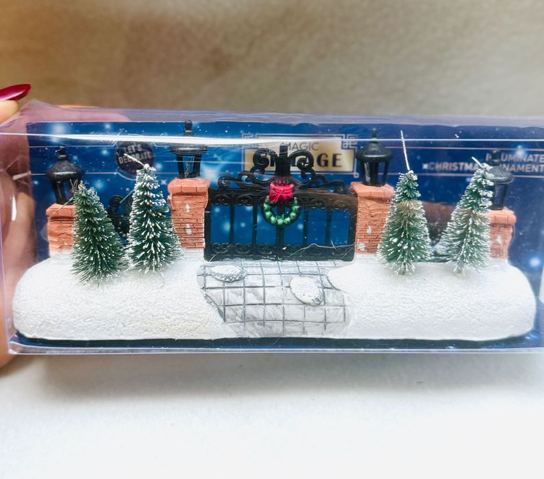 Magic Village brama murowana płot zimowa wioska Magic village