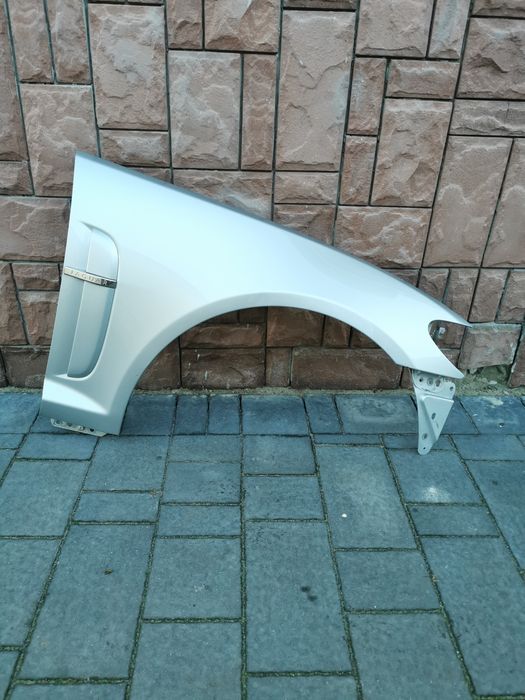 Błotnik prawy przód Jaguar xf kod mee