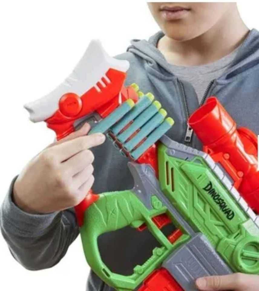 Nerf Dinosquad, Rex Rampage, wyrzutnia i 20 strzałek