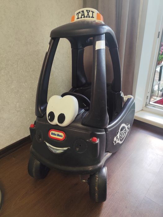 Машинка-толокар Little Tikes