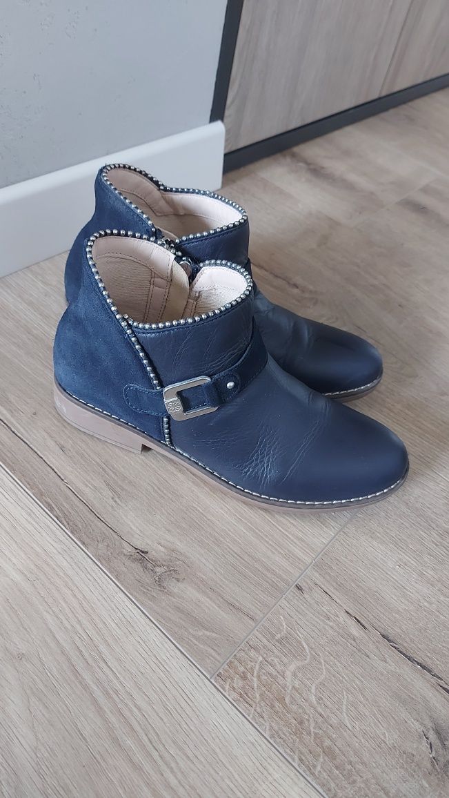 Botki granatowe Mayoral r36