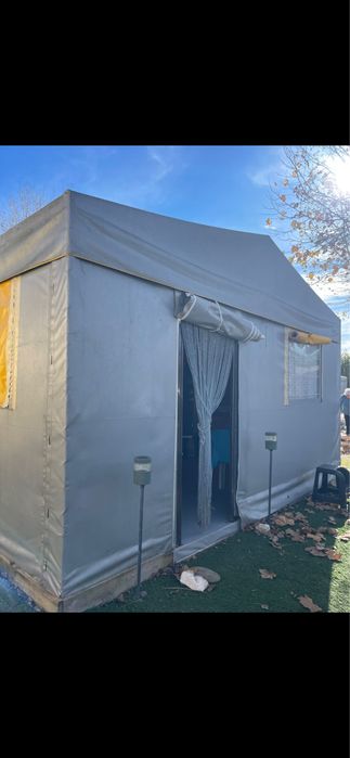 Tenda IMPECAVEL COM ABERTURA TOTAL DA PARTE DA FRENTE