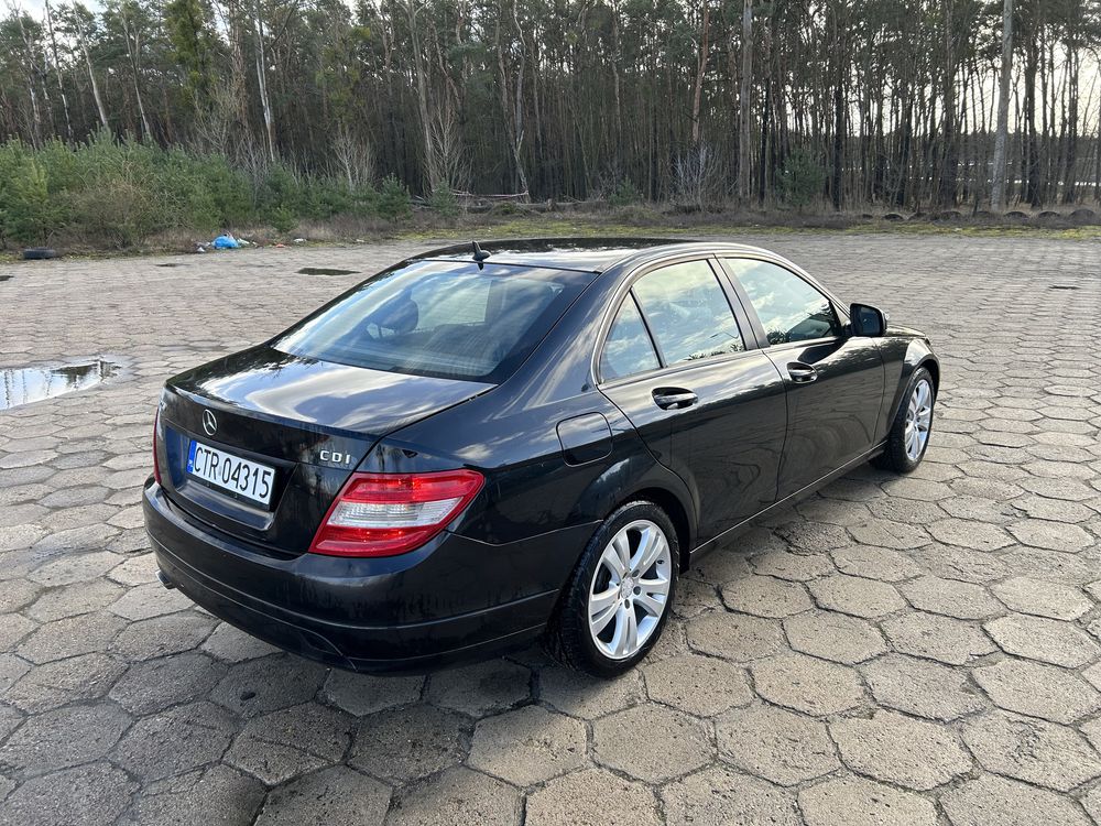 C220 CDI 170 koni MANUAL sedan Alu 17 Fotele grzane Mercedes ZAMIANA