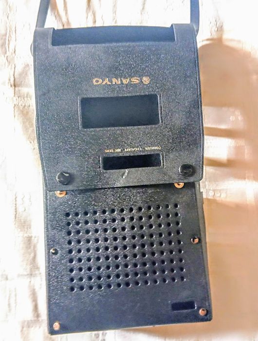 Mala para rádio cassete Sanyo.27,5x14,5x5cm.