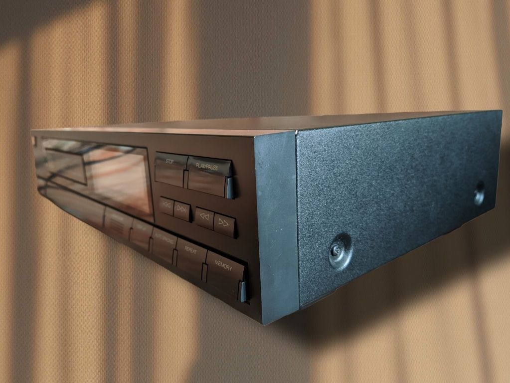 Sansui CD-V1000 CD player