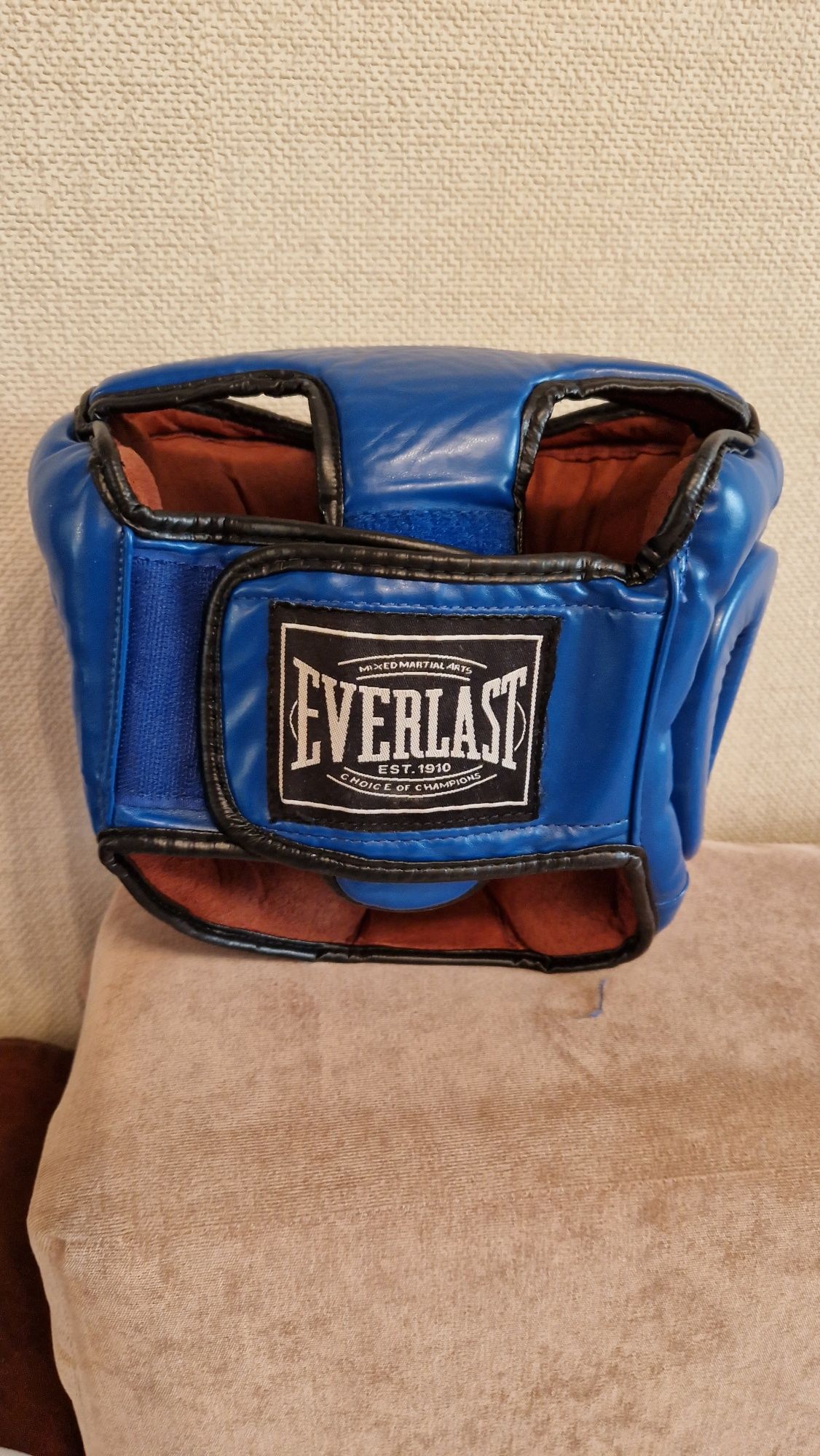 Шолом для боротьби EVERLAST