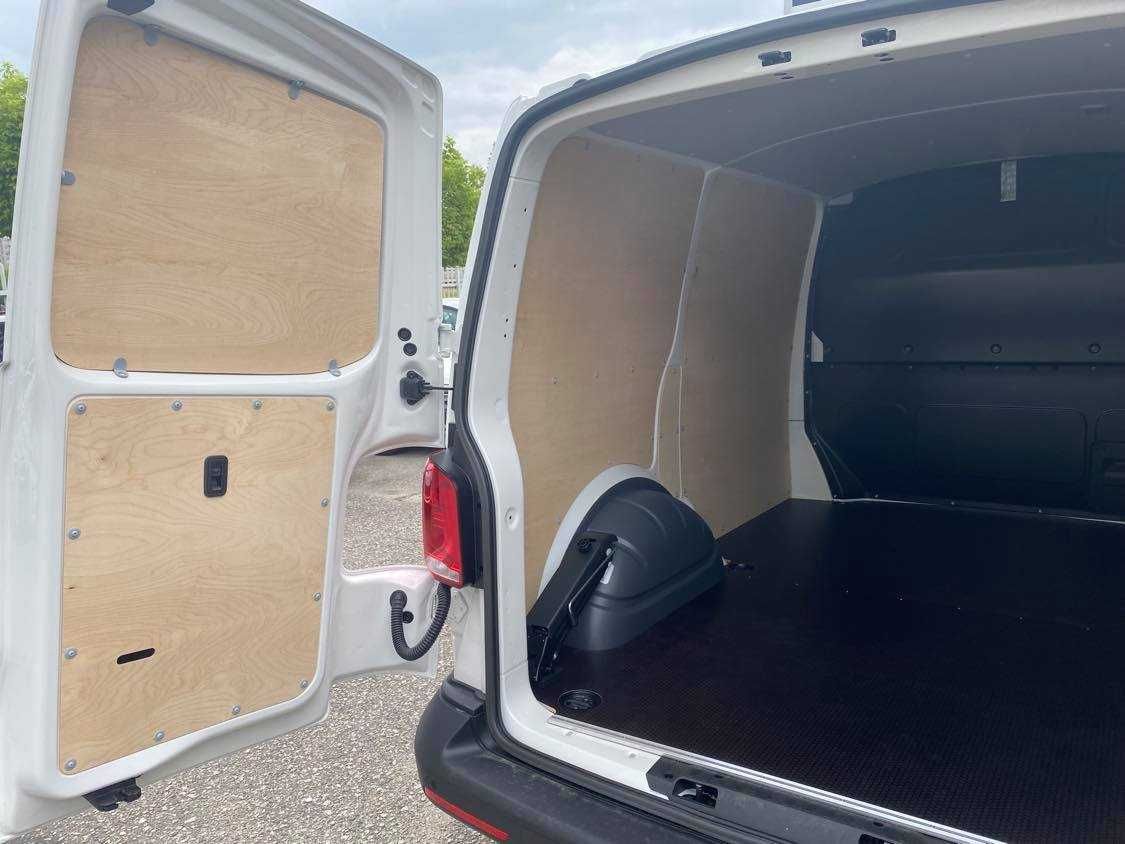 VW T5-T6 zabudowa ze sklejki Podłoga 9mm Boczki 4mm MONTAŻ GRATIS