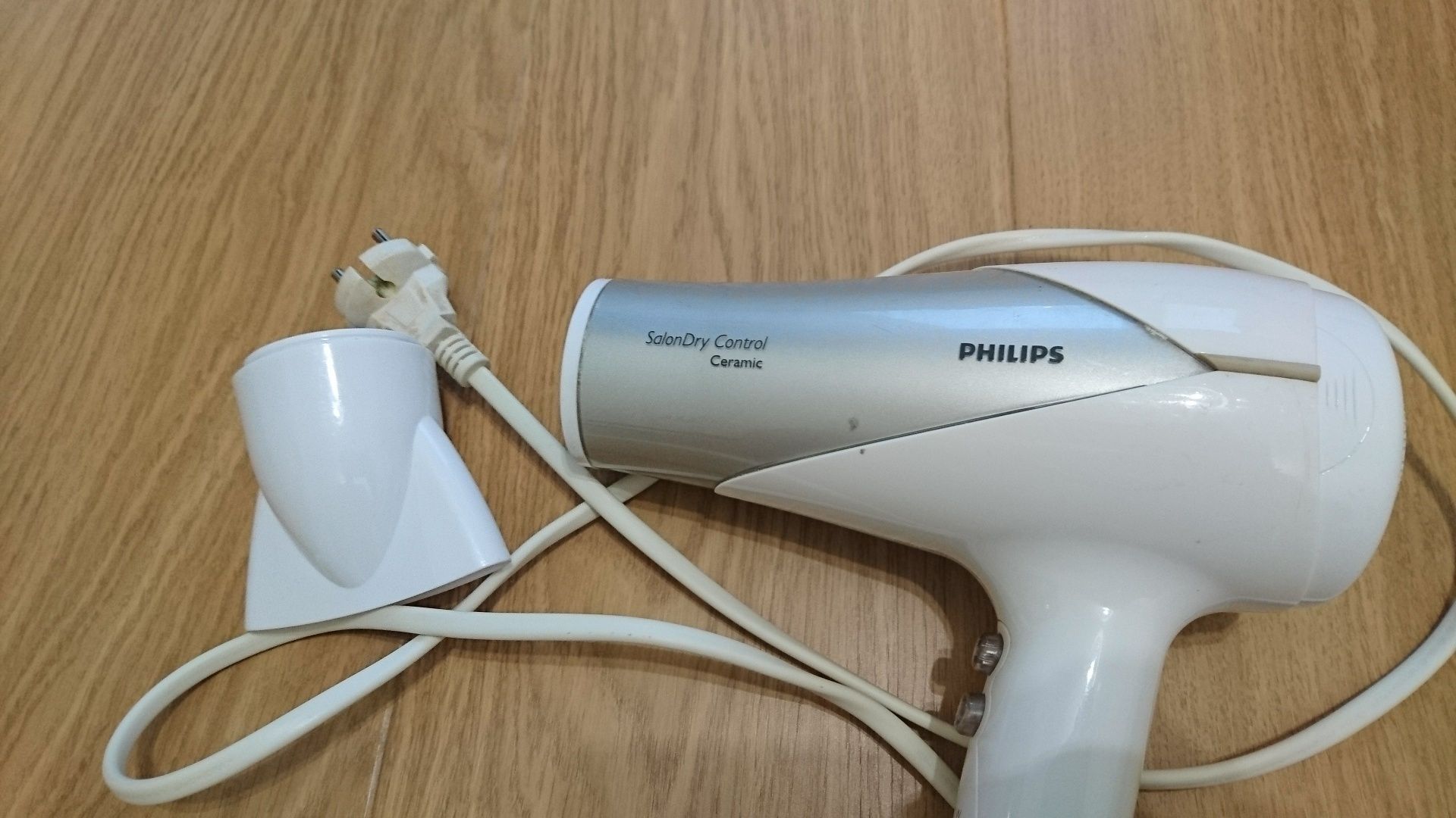 Suszarka Philips 2200W