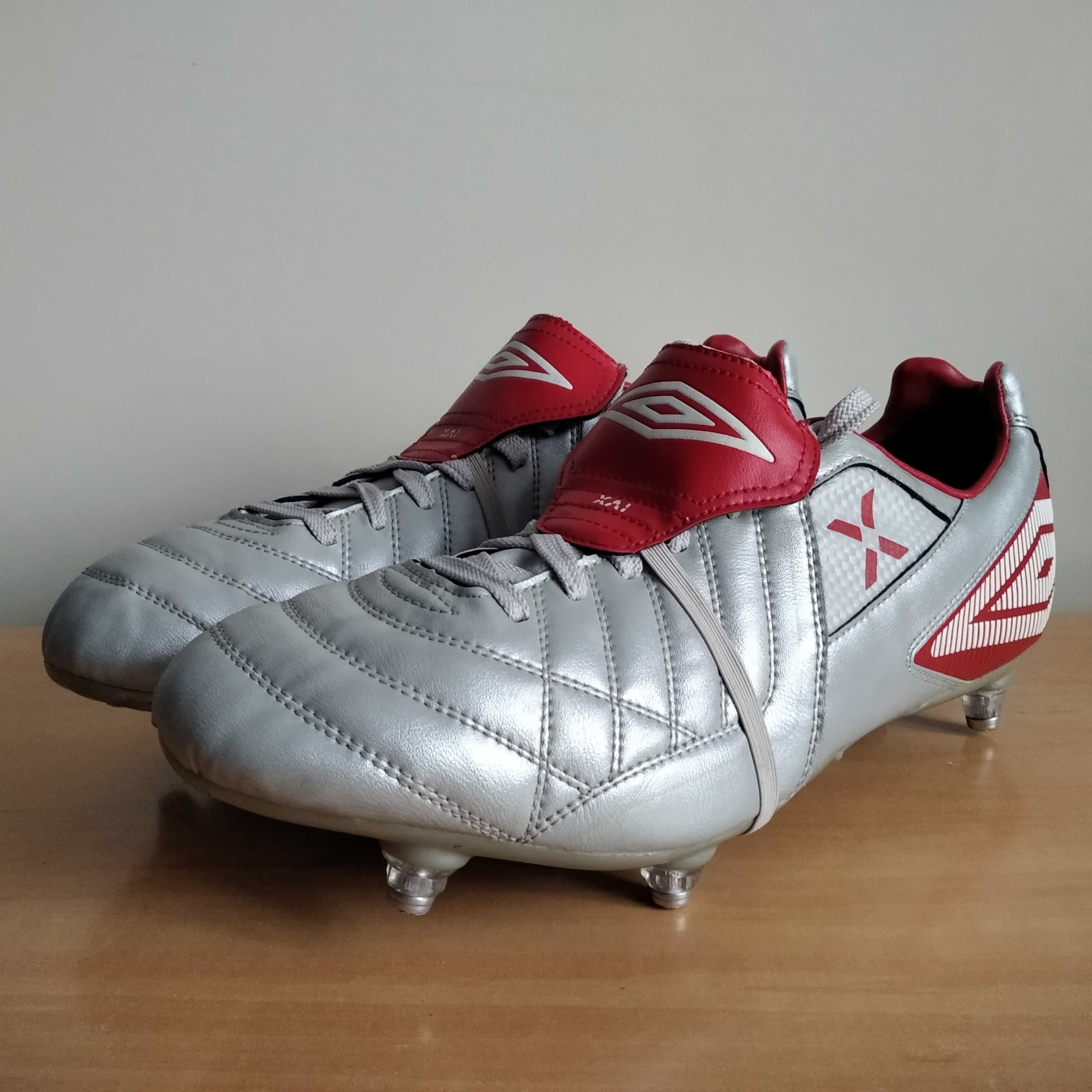 Buty piłkarskie korki wkręty UMBRO XAI roz.eu-47