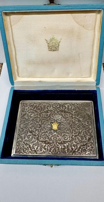 Antiga Caixa Prata Sólida (225g) Irã - Coroa Pahlavi & Banco Melli