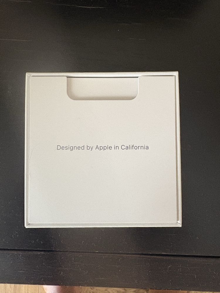 Apple airpods 4 novos