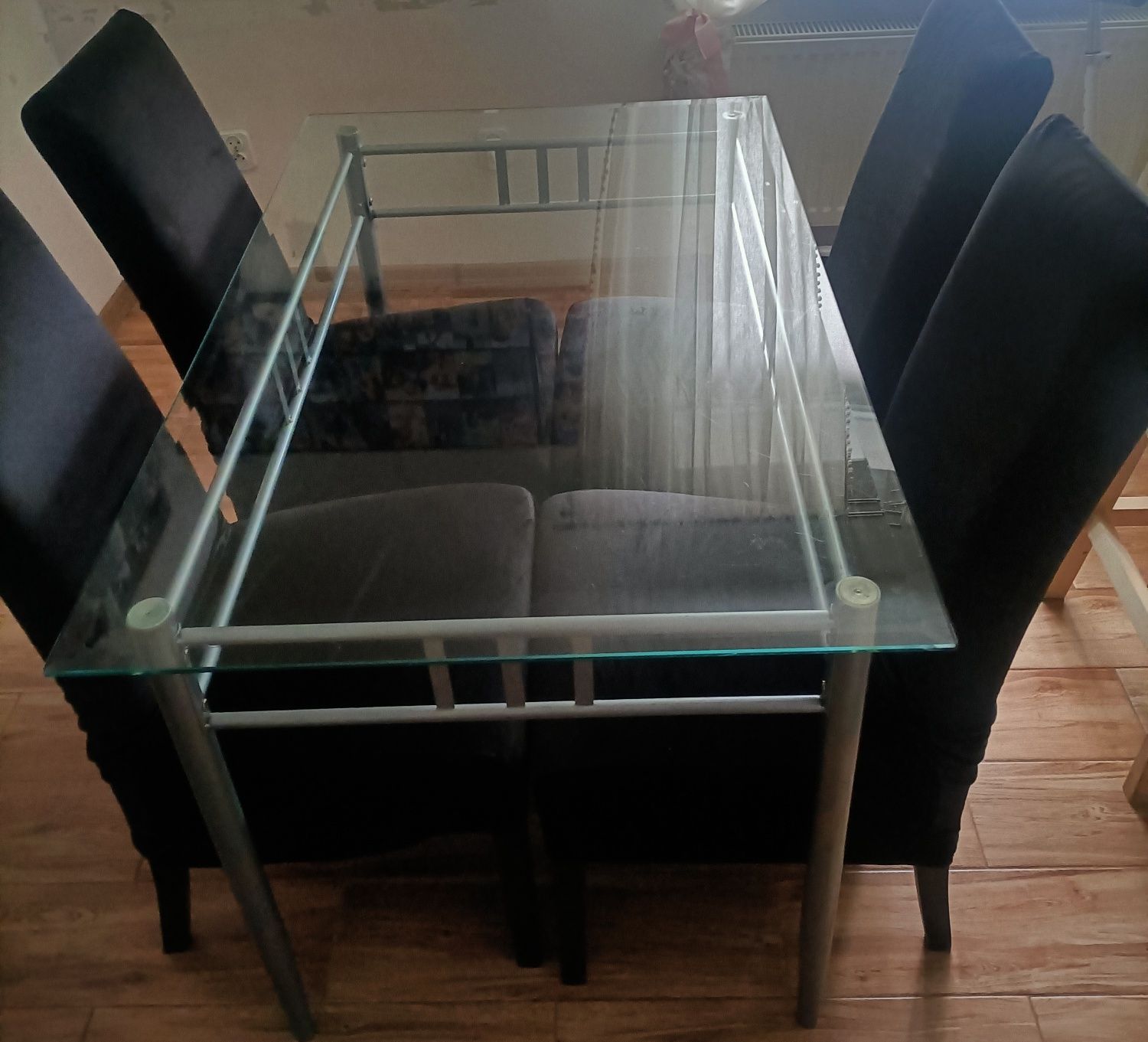 Stół szklany +4 krzesła