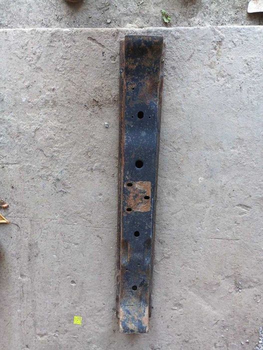 Кронштейн рами (поперечина) Нісан навара д 40