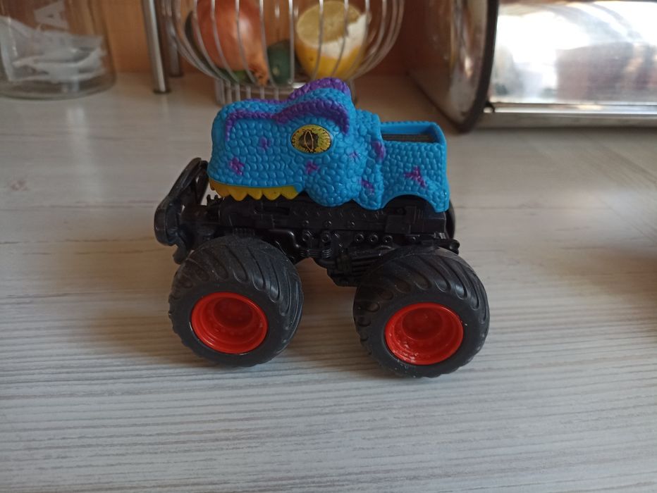 Zabawka auto terenowe