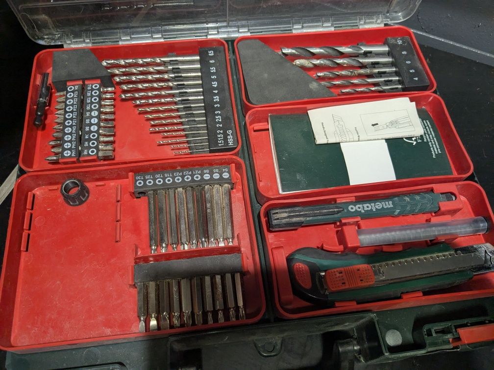 Продам Акумуляторний дриль-шуруповерт Metabo PowerMaxx BS 12 Set
