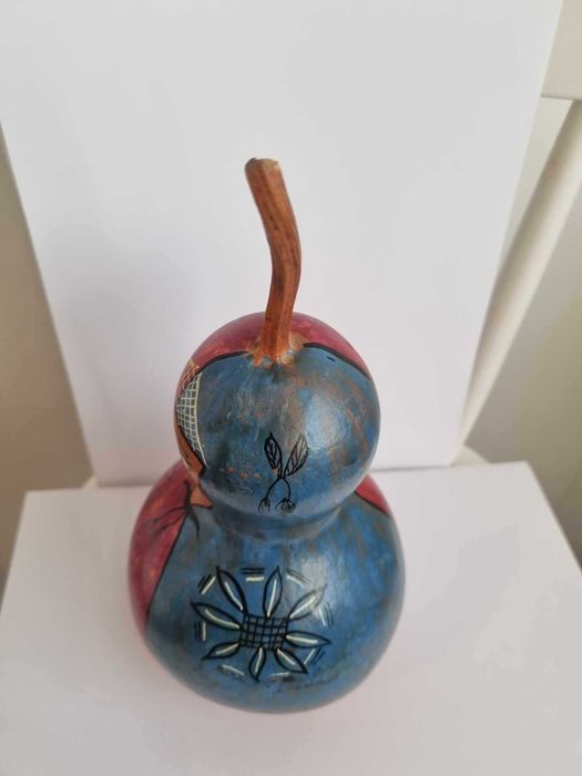 Gruszka,lalka z tykwy,kolorowa,vintage,ręcznie malowana