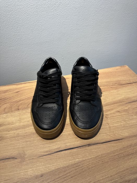 Кросівки / Кеди bershka на осінь 41 розмір