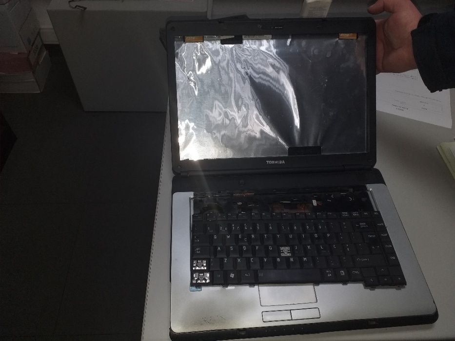 Toshiba L300 (PEÇAS)