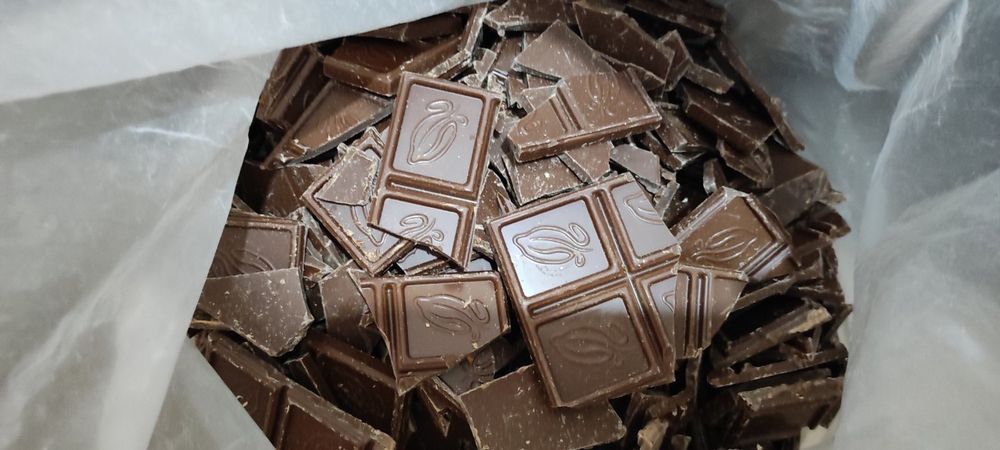 Некондиция конфеты шоколад сладости