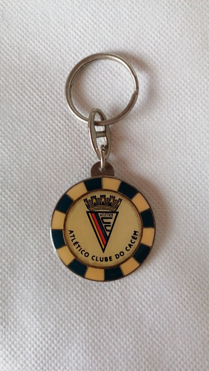 Porta chaves em metal do Atlético Clube do Cacém