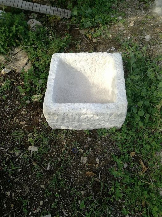 Vendo pias/lavatórios/mós