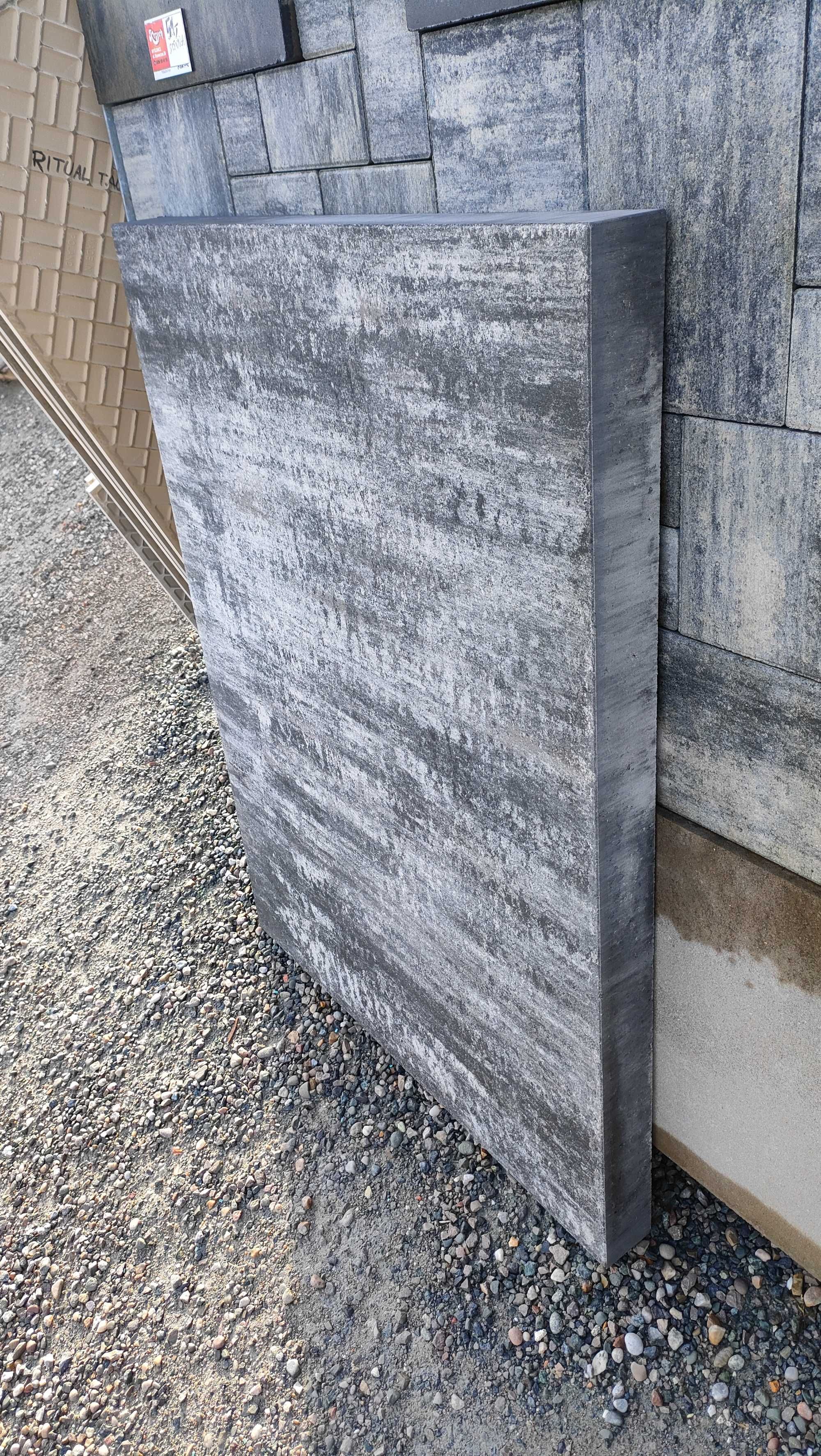 Stopnie lewitujące schody stopień schodowy podwieszane blok betonowy