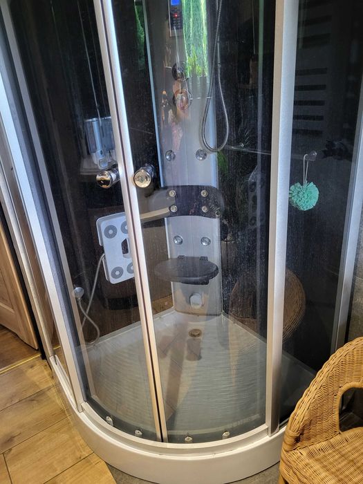 Kabina prysznicowa z sauną 90