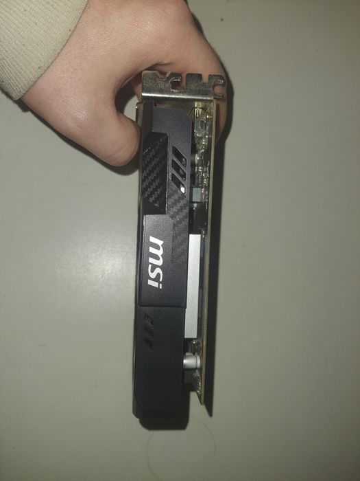 Radeon rx550 4gb gddr5