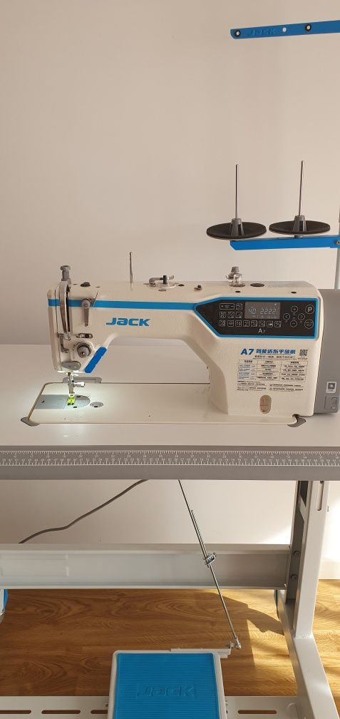 Máquina Costura Jack A7