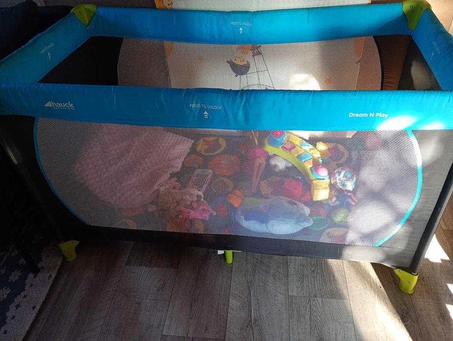 Łóżeczko turystyczne