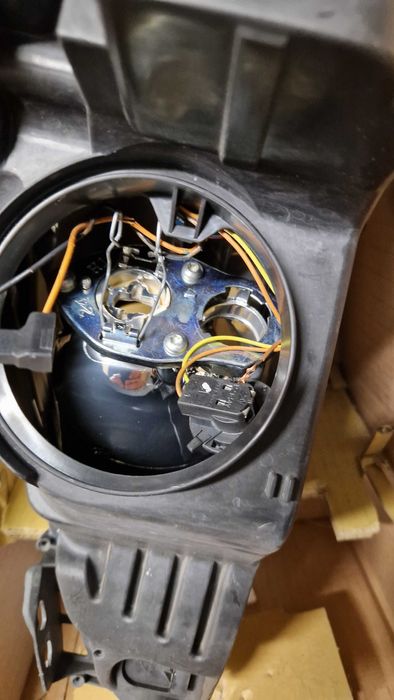 Farol peugeot 308 esquerdo e direito - usados