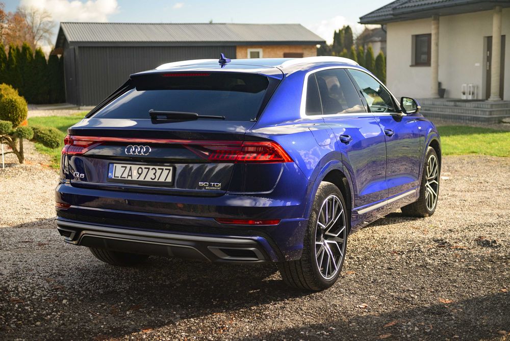 AUDI Q8 PNEUMATYKA, Masaże, Dociągi, Noktowizor, szyberdach nowe opony