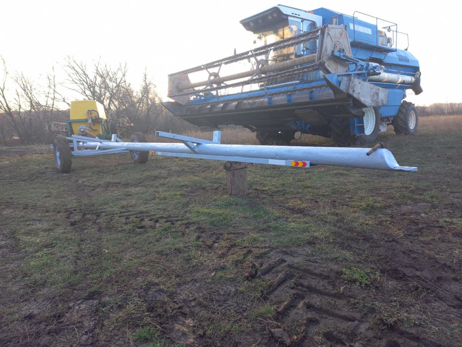 Комбайн Славутич КЗС 9