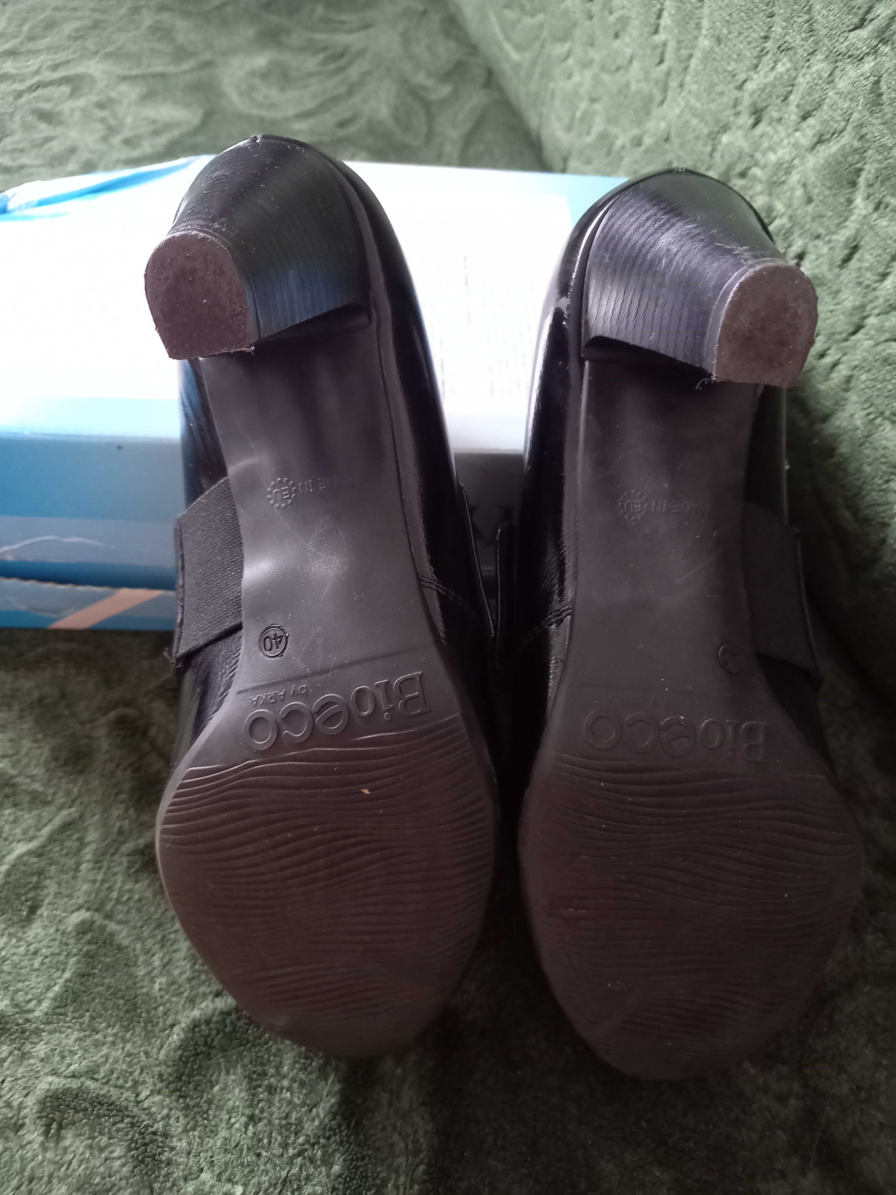 Botki arka bioeco 40 lakierki